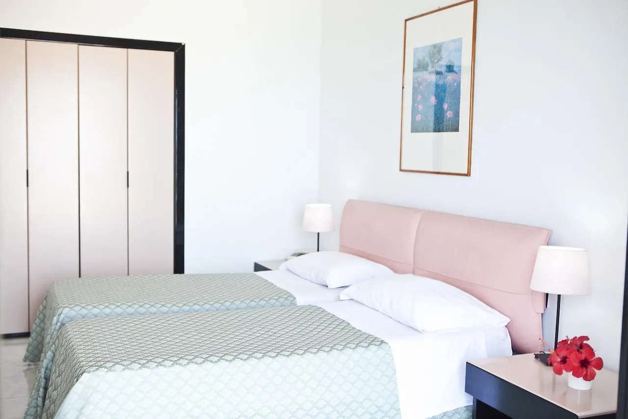 Hotel Futura Style Helios Noto