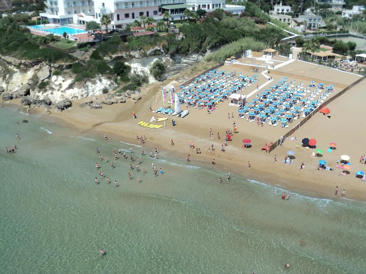 Hotel Futura Style Helios Noto