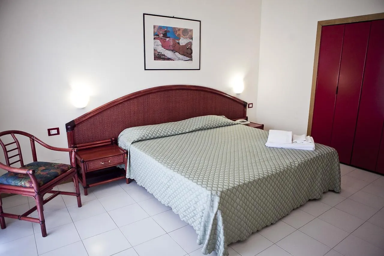 Futura Style Helios Hotel Noto