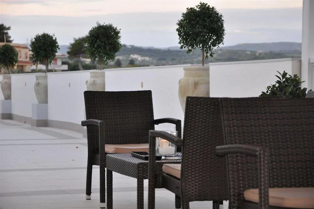 Futura Style Helios Hotel Noto