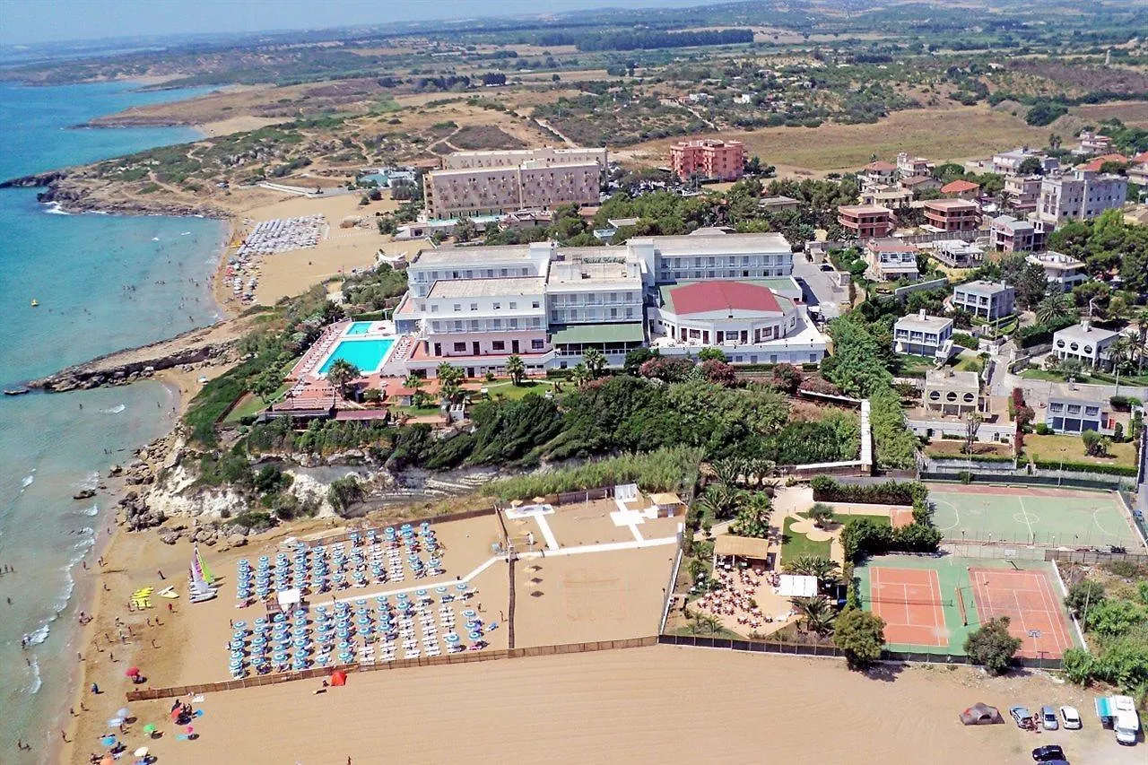 Futura Style Helios Hotel Noto 3*,  Italy