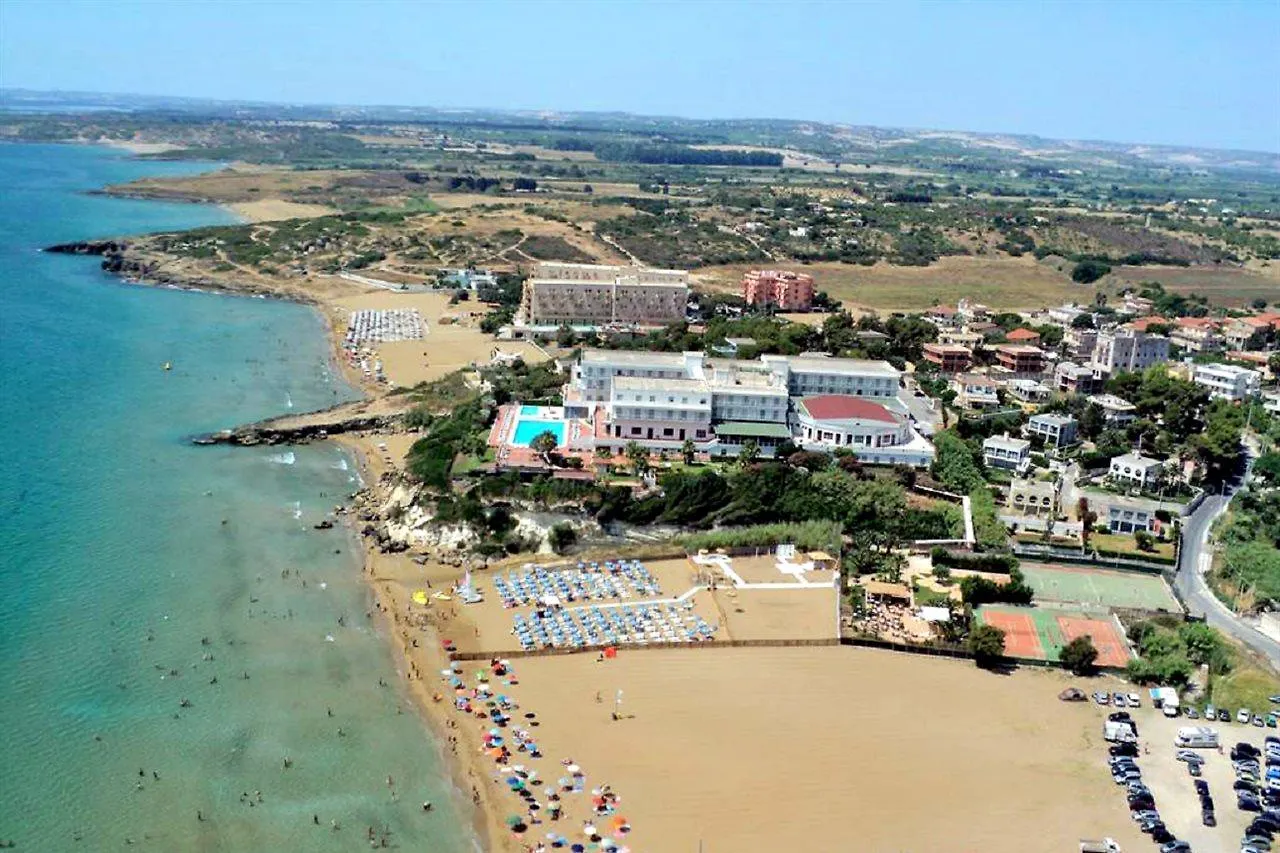 Futura Style Helios Hotel Noto